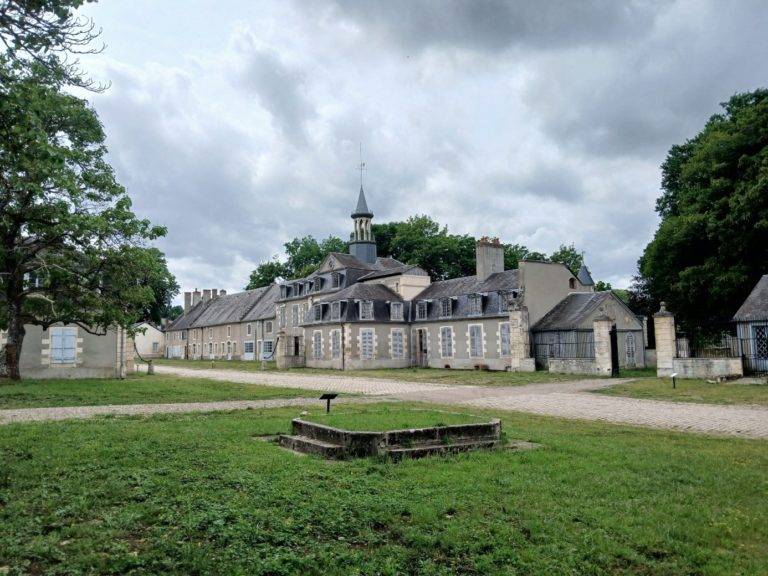 Référence: Château de la Chaussade – Guérigny (58)