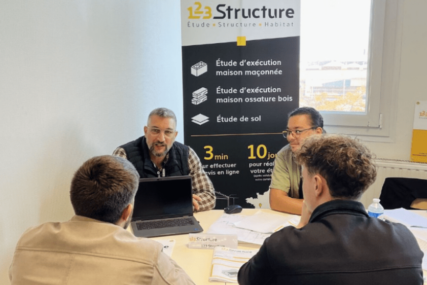 Actualité: 123 Structure au Forum des entreprises à l’IUT de ST Nazaire